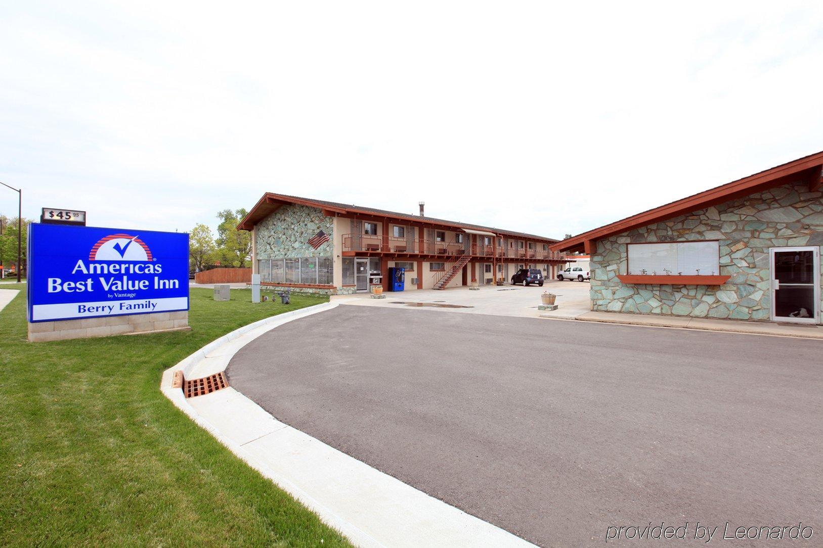Americas Best Value Inn Fort Collins Exterior foto